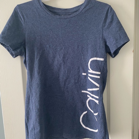 calvin klein tee - Picture 2 of 4